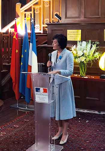 Discours de remerciement de Mme Xing You, directrice en Chine de Choose Paris Region et de la CCI Paris Ile-de-France, suite à la remise de l’insigne de l’Ordre national du Mérite par M. Benoît Guidée, consul général de France à Shanghaï - 16/04/2021, à Shanghaï