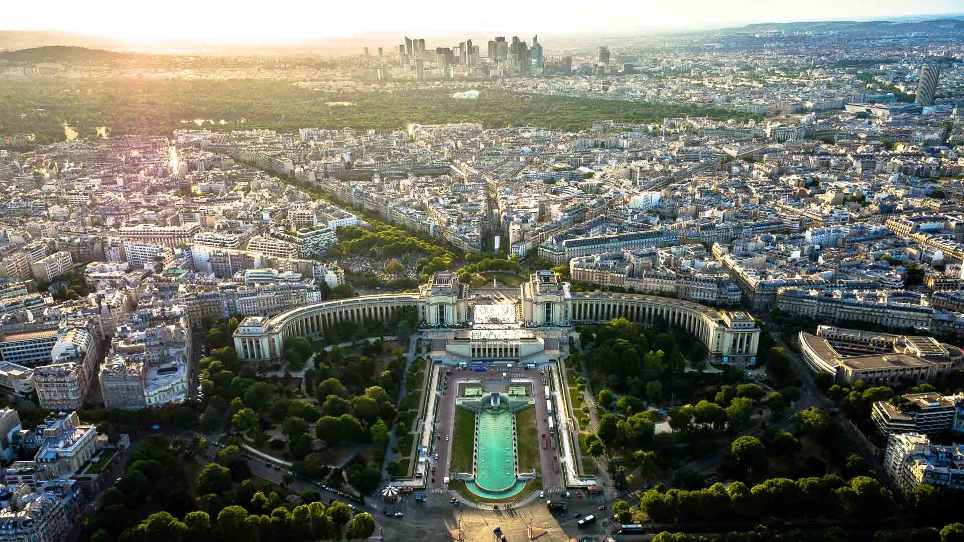 La Charte de l'attractivité de l'Ile-de-France au service d’une attractivité renouvelée, durable et innovante La Charte de l'attractivité de l'Ile-de-France au service d’une attractivité renouvelée, durable et innovante