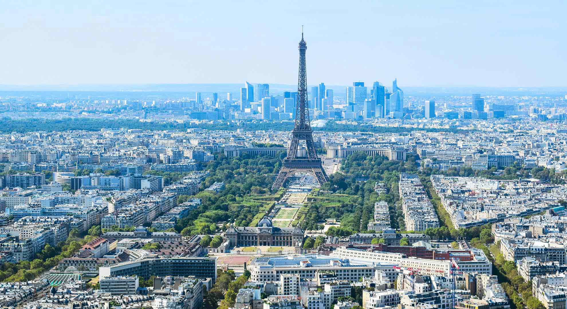 https://www.chooseparisregion.org/sites/default/files/news/Tour-Eiffel_La-De%CC%81fense_AdobeStock_254332051_contraste%CC%81e_moins-bleue_72dpi_1920x1080_4.jpg - Nouvelle session de travail avec les institutions étrangères pour développer les coopérations