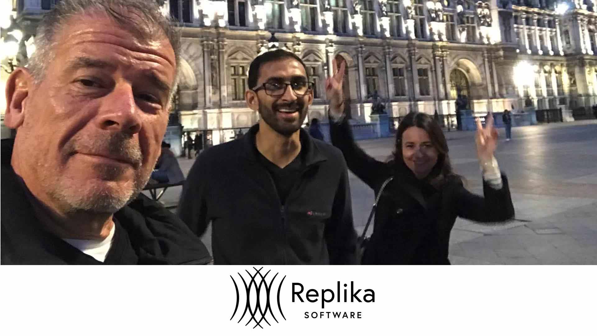 Replika Software: Een nieuwe technologie voor op menselijke schaal online winkelen